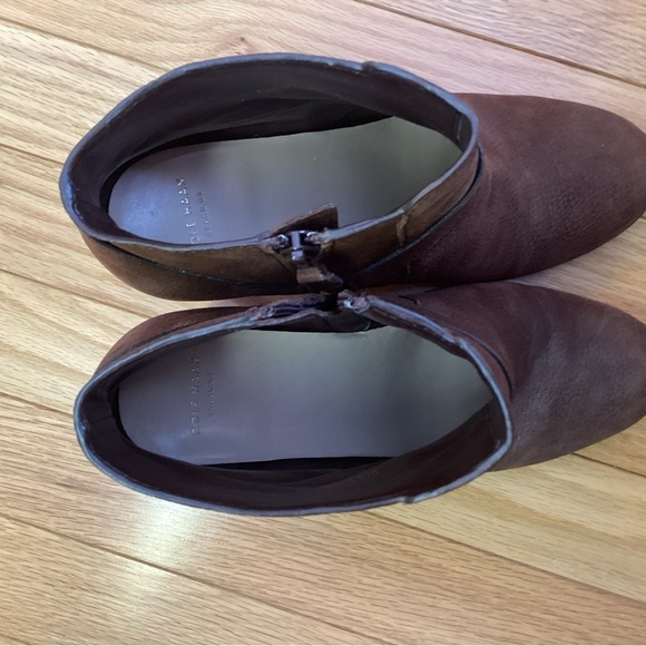 Cole Haan Brown Leather Calixta Booties size 7 - Picture 6 of 16